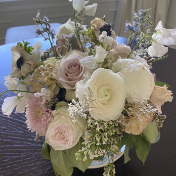 In Its Time - One week later...still beautiful - Florists Near Me - San Marino, California In Its Time - One week later...still beautiful - Florists Near Me - San Marino, California