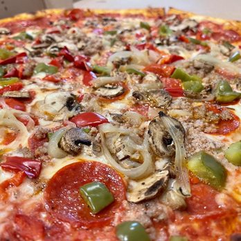 La Pizza Nostra - 5 topping pizza of mushrooms, green peppers, onions, sausage, and pepperoni - Pizza Near Me - Palm Coast, Florida La Pizza Nostra - 5 topping pizza of mushrooms, green peppers, onions, sausage, and pepperoni - Pizza Near Me - Palm Coast, Florida