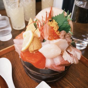 Raisu - Deluxe Seafood Bowl - Japanese Near Me - Vancouver, British Columbia Raisu - Deluxe Seafood Bowl - Japanese Near Me - Vancouver, British Columbia