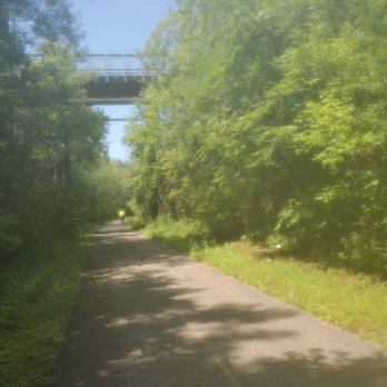 Glacial Drumlin Trail - Parks Near Me - Waukesha, Wisconsin