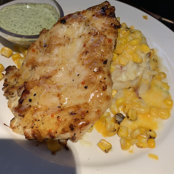Bahama Breeze - Chicken crema cilantro - Bars Near Me - Orlando, Florida