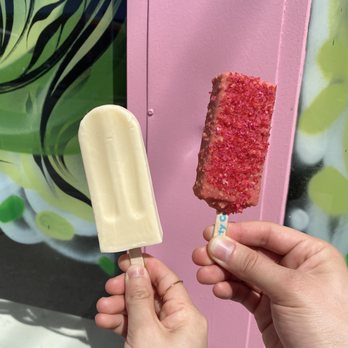 Pretty Cool Ice Cream - Passion Fruit Bar and strawberry shortcake - Ice Cream & Frozen Yogurt Near Me - Chicago, Illinois Pretty Cool Ice Cream - Passion Fruit Bar and strawberry shortcake - Ice Cream & Frozen Yogurt Near Me - Chicago, Illinois