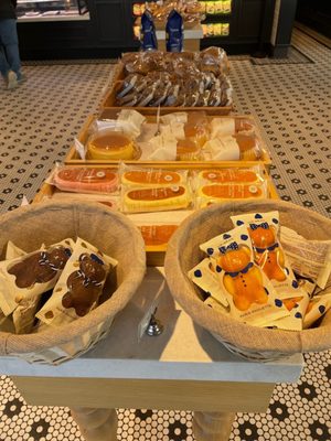 Paris Baguette by null