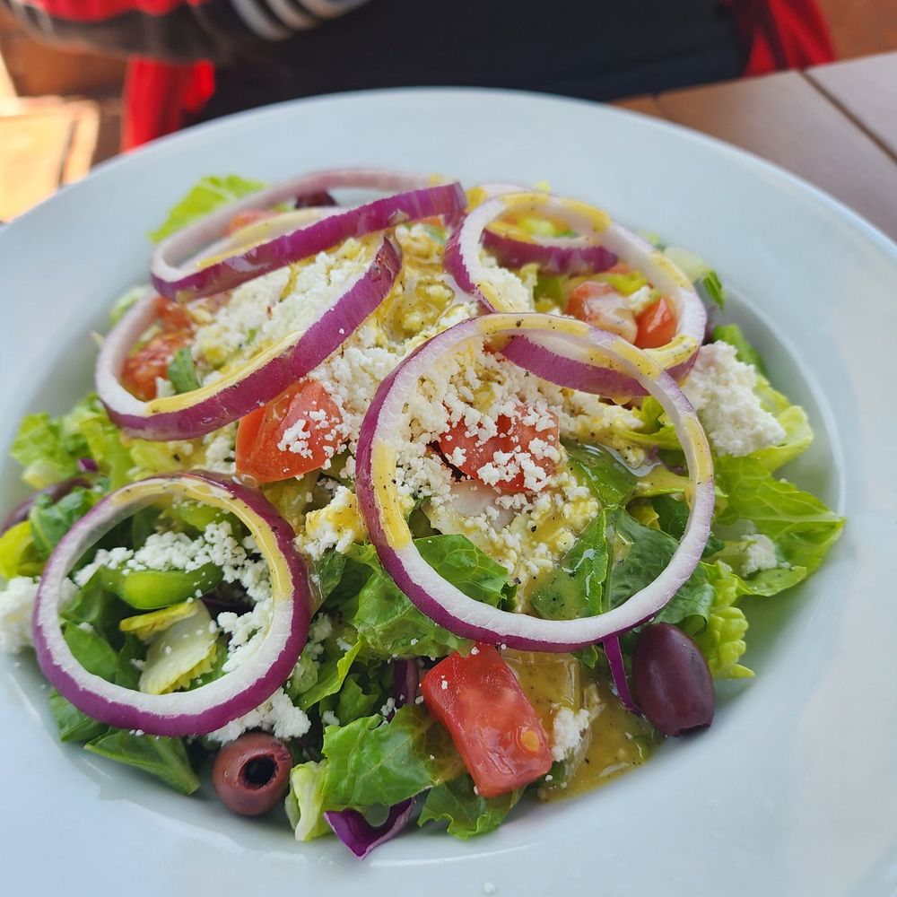 Das Bierhauz - Mountain View - Greek salad - Beer Gardens Near Me - Mountain View, California