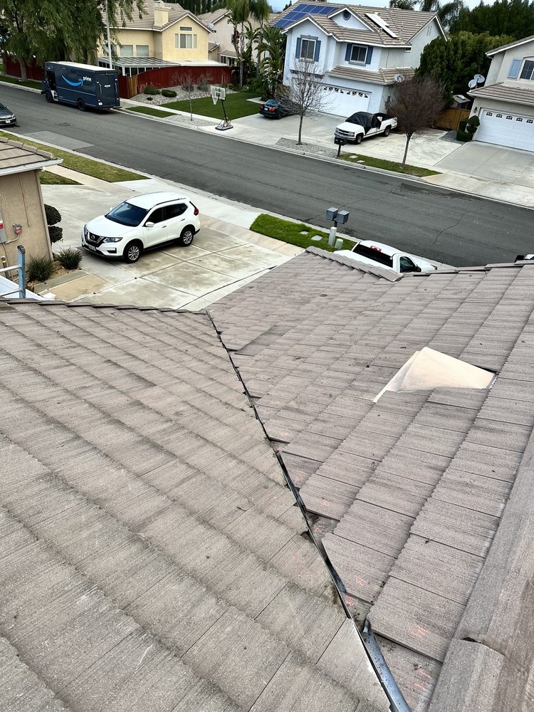 Slide of Roofer Handy Man