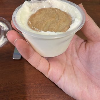 Beedos - Banana pudding for dessert - American Near Me - Saint Helena Island, South Carolina Beedos - Banana pudding for dessert - American Near Me - Saint Helena Island, South Carolina