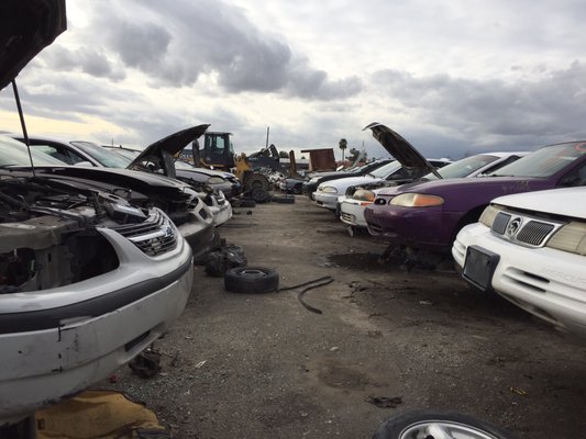 Diving into the Ins and Outs of Pick A Part San Bernardino Inventory: A Comprehensive Guide