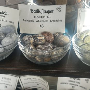 Rock Mama Gallery - Spiritual Shop Near Me - Sacramento, California