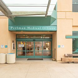 UC San Diego Health - Perlman Medical Offices, La Jolla - Perlman Medical Offices Entrance