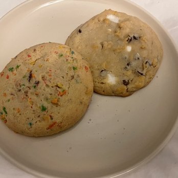 Milk Bar - Fruity Marshmallow Cookie and Cornflake Chocolate Chip Marshmallow Cookie - Desserts Near Me - New York, New York Milk Bar - Fruity Marshmallow Cookie and Cornflake Chocolate Chip Marshmallow Cookie - Desserts Near Me - New York, New York
