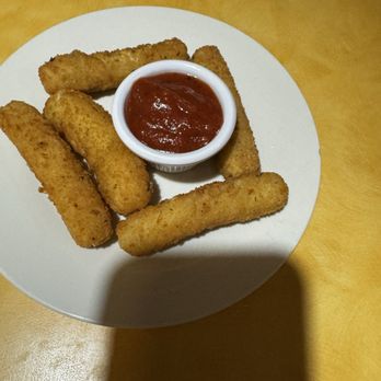 Varela's Restaurant - Mozzarella sticks - Steakhouses Near Me - Belen, New Mexico