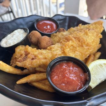 Wicked Tuna - Fish & Chips - New American Near Me - Murrells Inlet, South Carolina