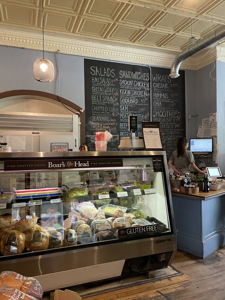 GREEN GROCER Updated September 2024 38 Reviews 23 W Geneva St, Williams Bay, Wisconsin