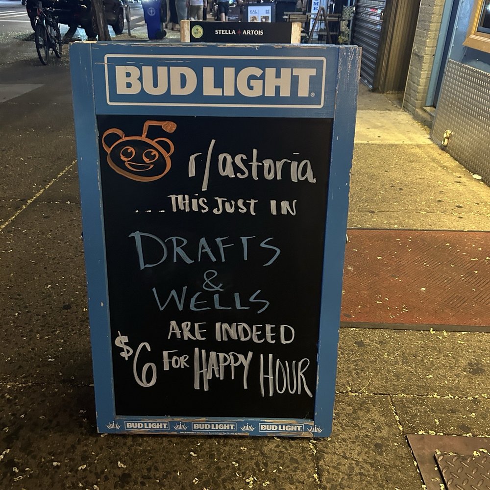 Dominie's - Actual happy hour specials - Pubs Near Me - Astoria, New York