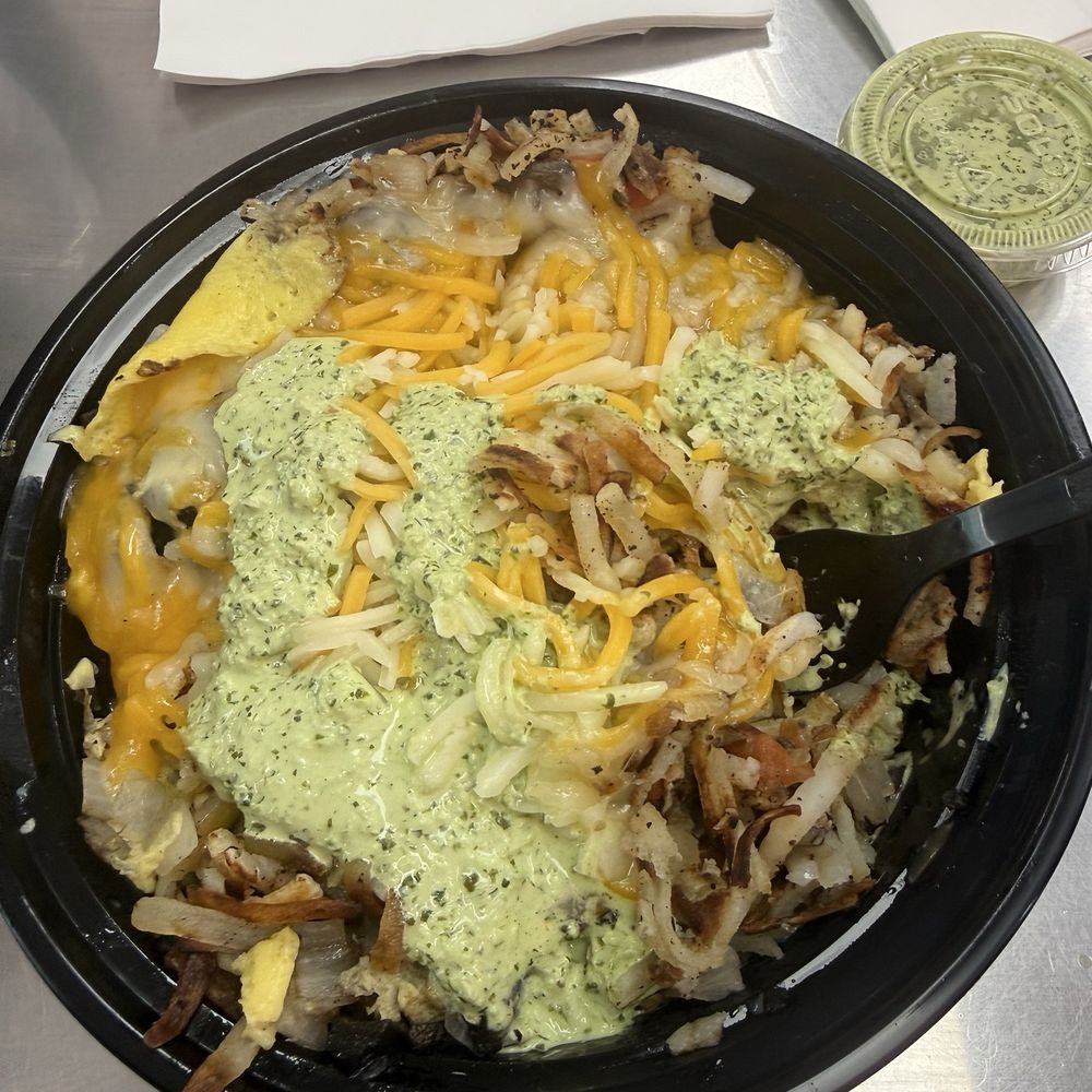 How can a veggie bowl be this delicious?! How can a veggie bowl be this delicious?!