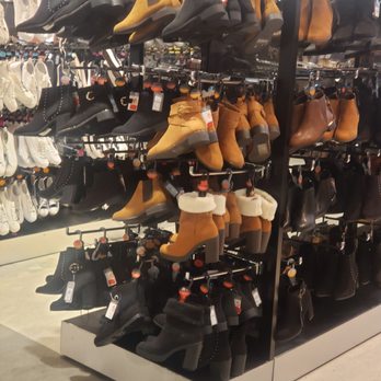Primark - Accessories Near Me - King of Prussia, Pennsylvania Primark - Accessories Near Me - King of Prussia, Pennsylvania