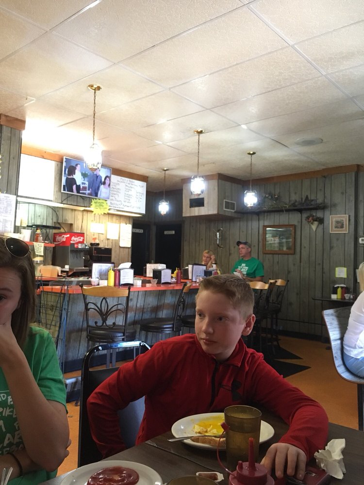 CRYSTAL CREEK DAIRY HOUSE Updated September 2024 22 Photos & 24