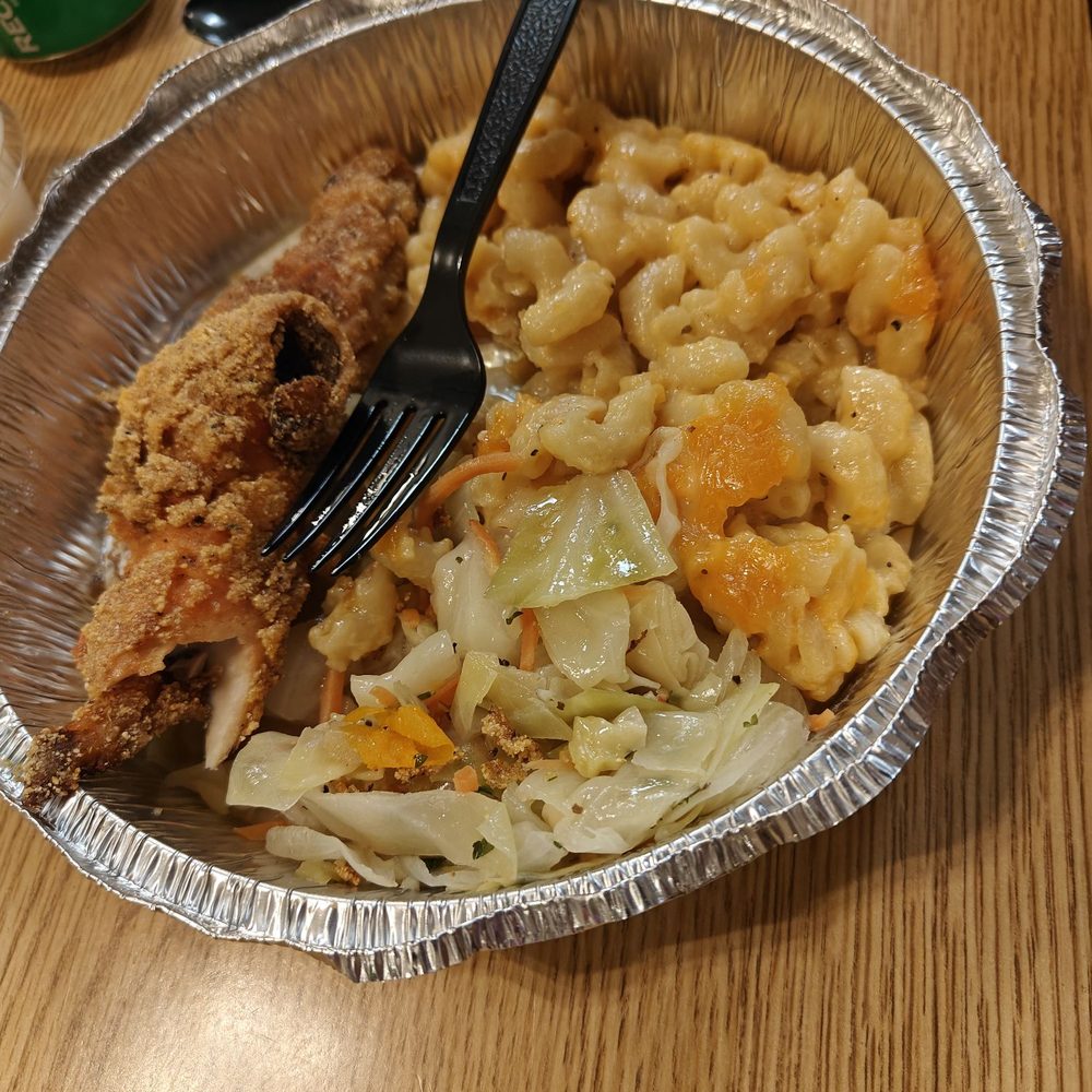 Now Thatz Good Eden - Southern fried fish, Baked Mac & Cheese with steamed cabbage (which was a sub for mixed greens). - Comfort Food Near Me - Milan, New Mexico
