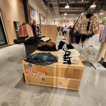 Urban Outfitters - Men's Clothing Near Me - Dania Beach, Florida Urban Outfitters - Men's Clothing Near Me - Dania Beach, Florida