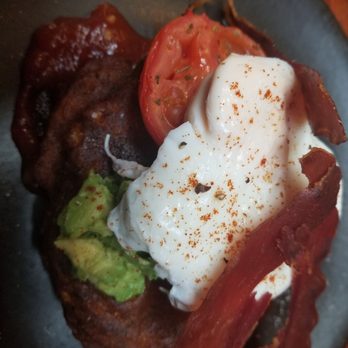 Hoppy's Cafe - Corn and zucchini fritters with smashed avocado, egg, tomato and bacon - Breakfast & Brunch Near Me - Warrnambool, VIC