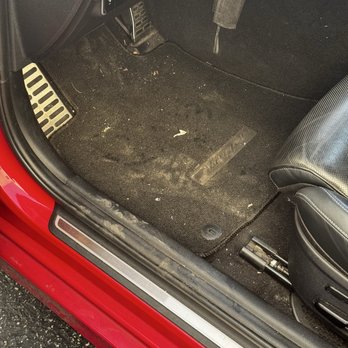 Caliber Auto Glass - This is what my front seat look like after picking up the car. No mats were laid out, but footprints tracked everywhere. - Windshield Installation & Repair Near Me - Los Angeles, California
