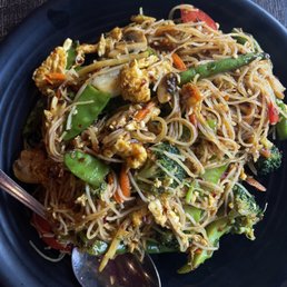 Singapore Rice Noodle veggie style - opt for dry, extra spicy