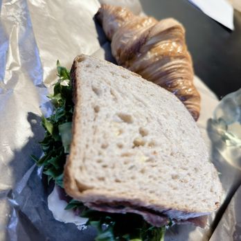 Flåm Bakeri - Bakeries Near Me