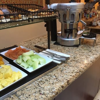Tradewinds Restaurant - Juicer. Fruits and veggies to make your own juice! - American Near Me - Orlando, Florida