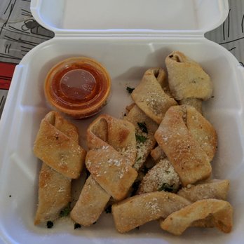 Isabella's Pizzeria - Garlic "knots" - Pizza Near Me - Baton Rouge, Louisiana