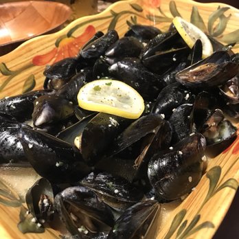 Coppa 82 - Half order of White mussels, delicious. - Pizza Near Me - Downingtown, Pennsylvania