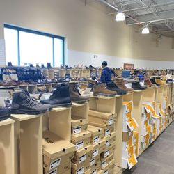 DSW - Huge selection of shoes