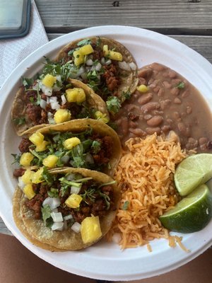 Taconmaye Mexican Foodtruck & Kitchens by null