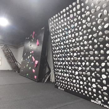 The Gravity Vault - Rock Climbing Near Me - Jersey City, New Jersey