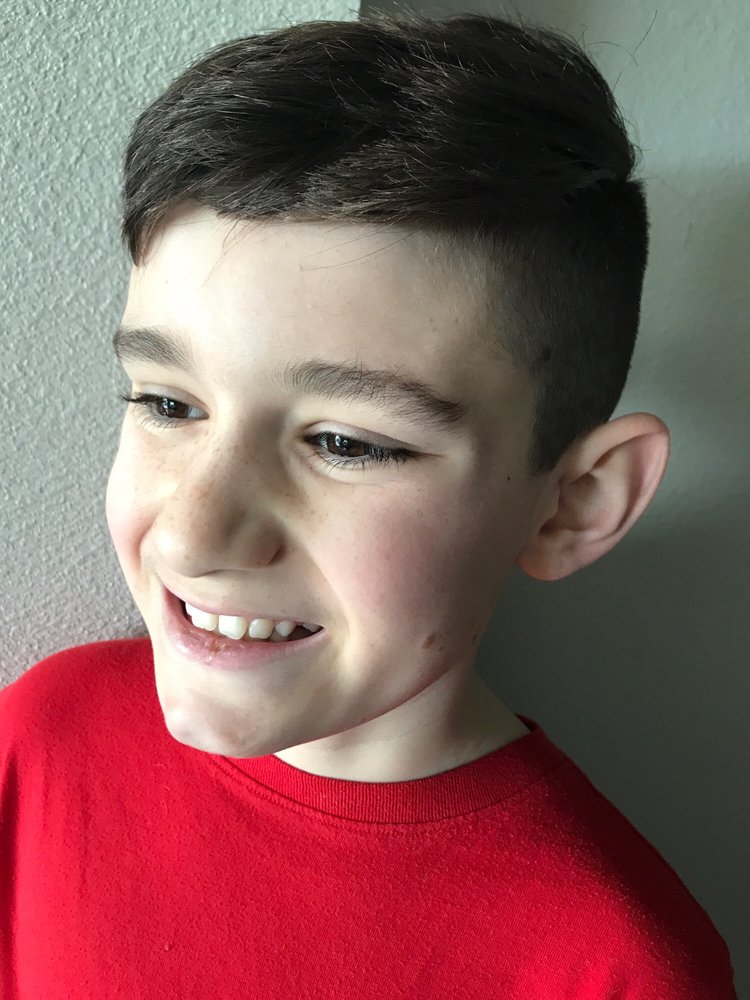 SPORTS ZONE CLIPSNCUTS Updated August 2024 1540 E Fairview Ave