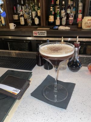 Mommy's Cocktail Bar by null