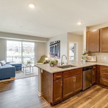 Chicago Home Flooring - Old Town Remodel - Flooring Near Me Chicago Home Flooring - Old Town Remodel - Flooring Near Me