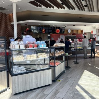 85°C Bakery Cafe-Pleasanton - Inside - Bakeries Near Me - Pleasanton, California 85°C Bakery Cafe-Pleasanton - Inside - Bakeries Near Me - Pleasanton, California