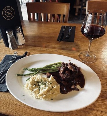 Lakes Tavern by null