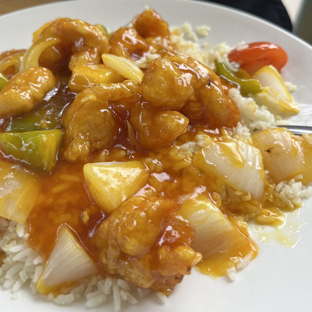 Tai Won Mein - Sweet and Sour Chicken and Rice - Chinese Near Me - London, XGL Tai Won Mein - Sweet and Sour Chicken and Rice - Chinese Near Me - London, XGL