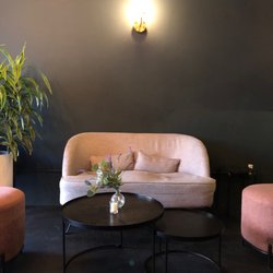 L'Wren - Decor inside (super chic and cute!)