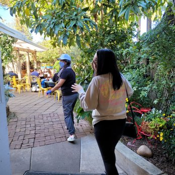 Sunflower Caffe - Coffee & Tea Near Me - Sonoma, California
