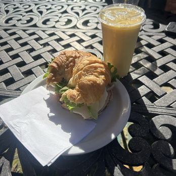 Bru Coffeehouse - Cafes Near Me - Atascadero, California Bru Coffeehouse - Cafes Near Me - Atascadero, California