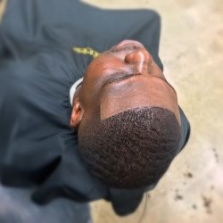 McFly's Gentlemen Shop - All hair textures are welcome!