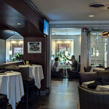 CAL’S WOOD-FIRED GRILL & WINE BAR - Updated November 2024 - 251 Photos ...