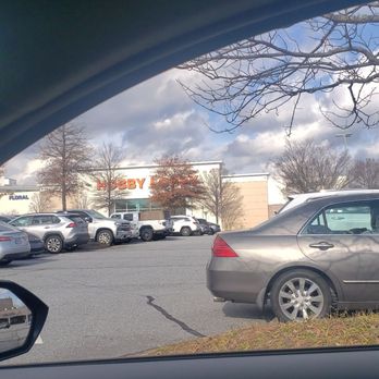 Hobby Lobby - Arts & Crafts Near Me - Atlanta, Georgia