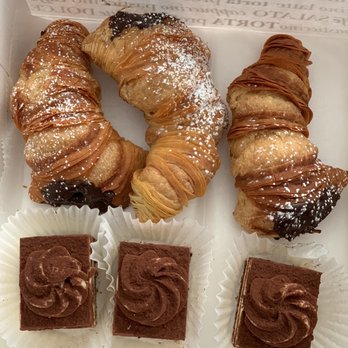 Palazzone 1960 - Mini Lobster Tail Pastry and Tiramisu - Bakeries Near Me - Wayne, New Jersey Palazzone 1960 - Mini Lobster Tail Pastry and Tiramisu - Bakeries Near Me - Wayne, New Jersey