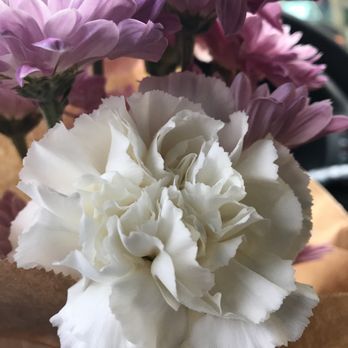 Alice's Floral Designs - Florists Near Me - Seattle, Washington Alice's Floral Designs - Florists Near Me - Seattle, Washington