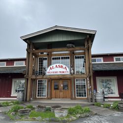Alaska's Finest Tours & Cruises - Alaska wild berry