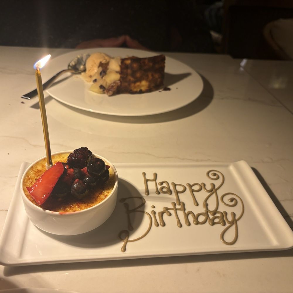 Splashes Restaurant - CRÈME BRÛLÉE birthday dessert - New American Near Me - Laguna Beach, California Splashes Restaurant - CRÈME BRÛLÉE birthday dessert - New American Near Me - Laguna Beach, California