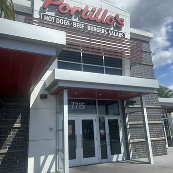 Portillo's - Hot Dogs Near Me - Springfield, Illinois Portillo's - Hot Dogs Near Me - Springfield, Illinois
